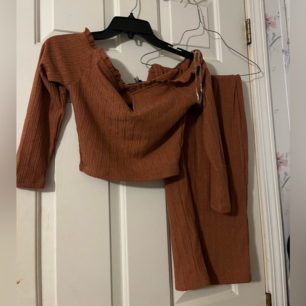 Brown skirt set